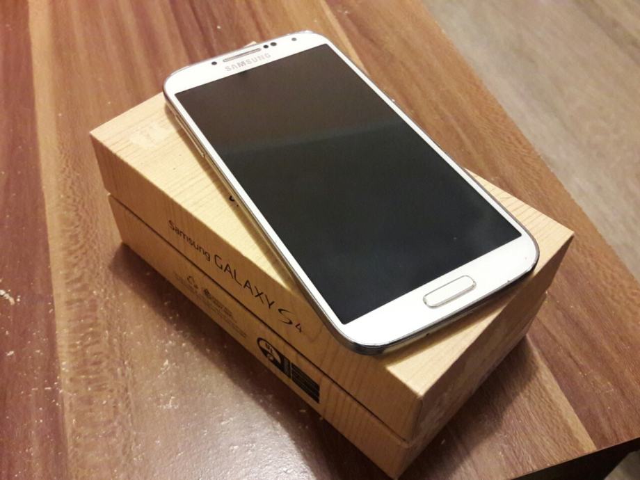 Samsung Galaxy S4 WHITE