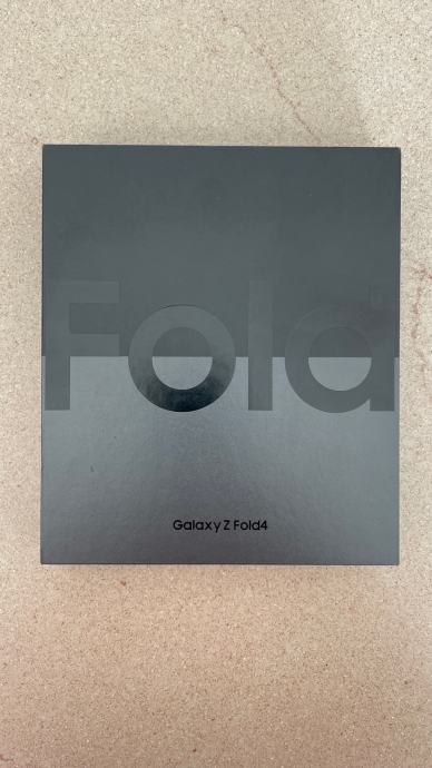 Samsung Galaxy Z Fold 4, prodajem