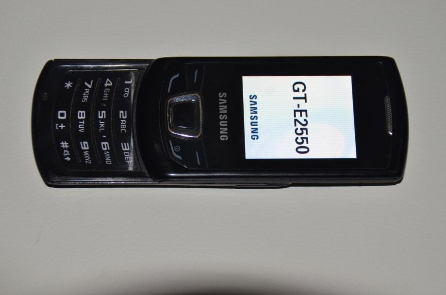 SAMSUNG GT-E2550