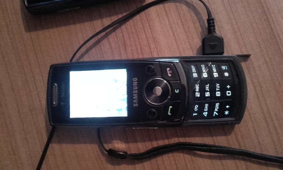 SAMSUNG SHG-J700