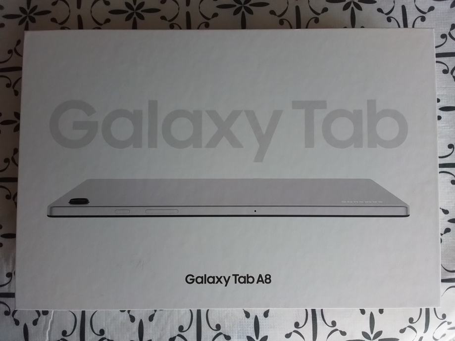 Samsung Galaxy Tab A8 10.5'' 4/64GB WIFI srebrni