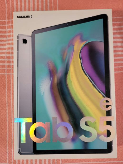 Novi Samsung Galaxy Tab S5e SM - T 725 LTE. Komplet oprema.