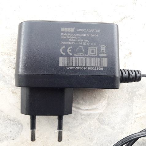 Adapter, strujni punjač 12V - 1A