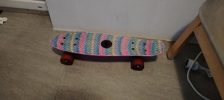 Dječji skateboard, roza boja, svjetleći kotači