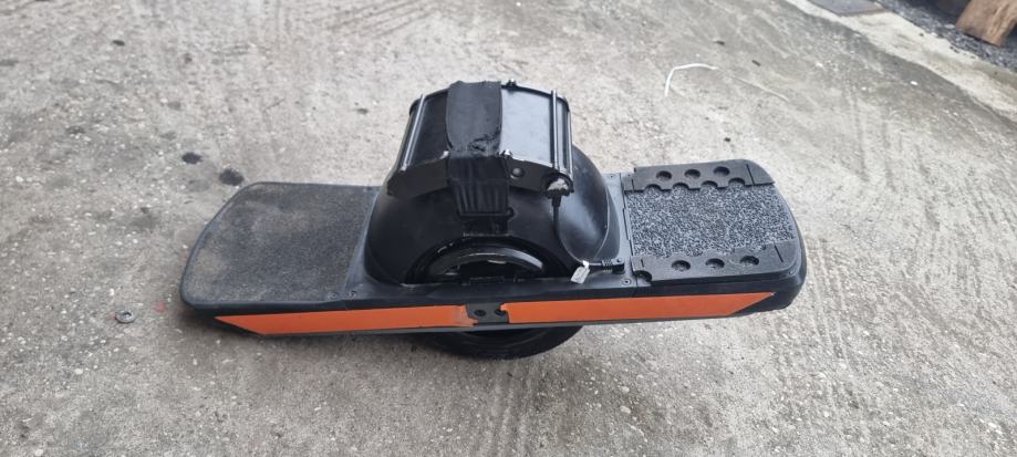 Onewheel Pint