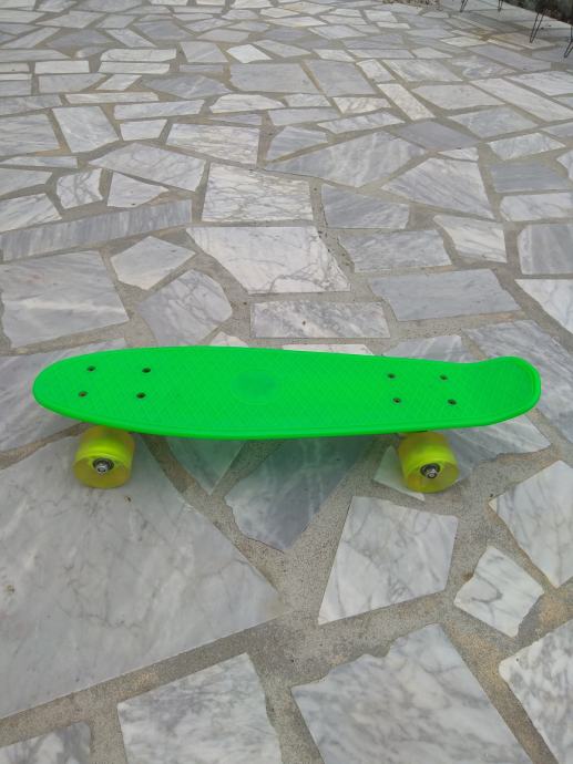 SKATEBOARD , dužine 55 cm