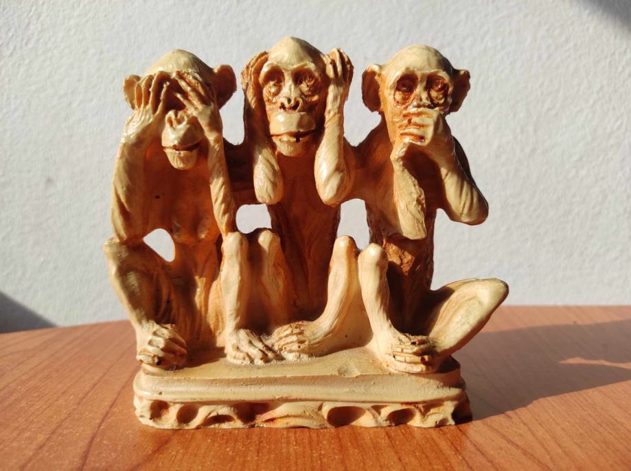 Tri majmuna / Three wise monkeys