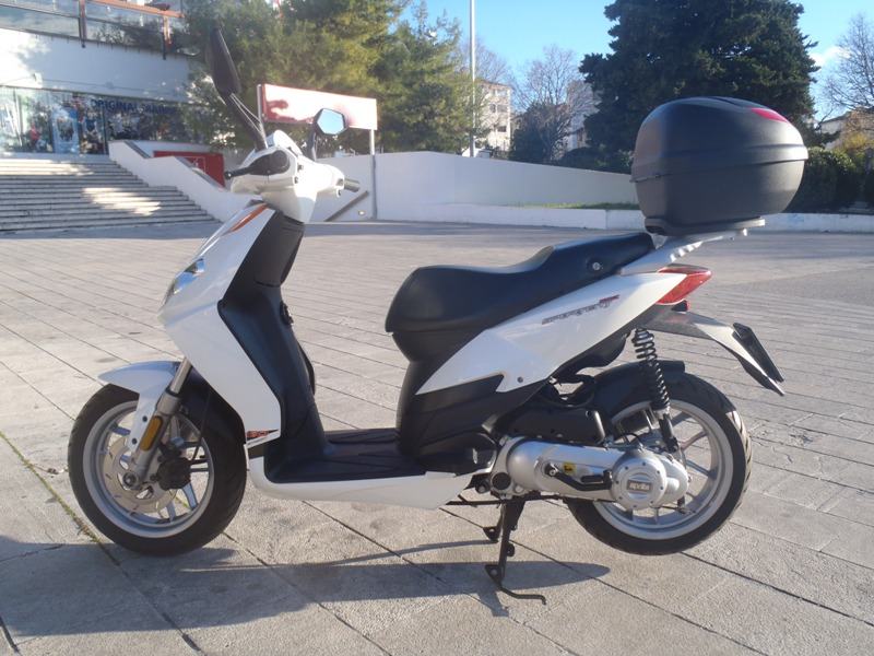 Aprilia Sportcity One 2T 50 cm3, 2008 god.