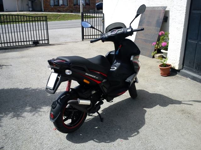 Gilera Runner SP 50 49 cm3, 2008 god.