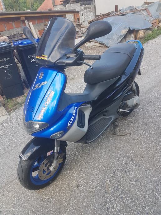 Gilera Runner sp50 50 cm3, 2001 god.