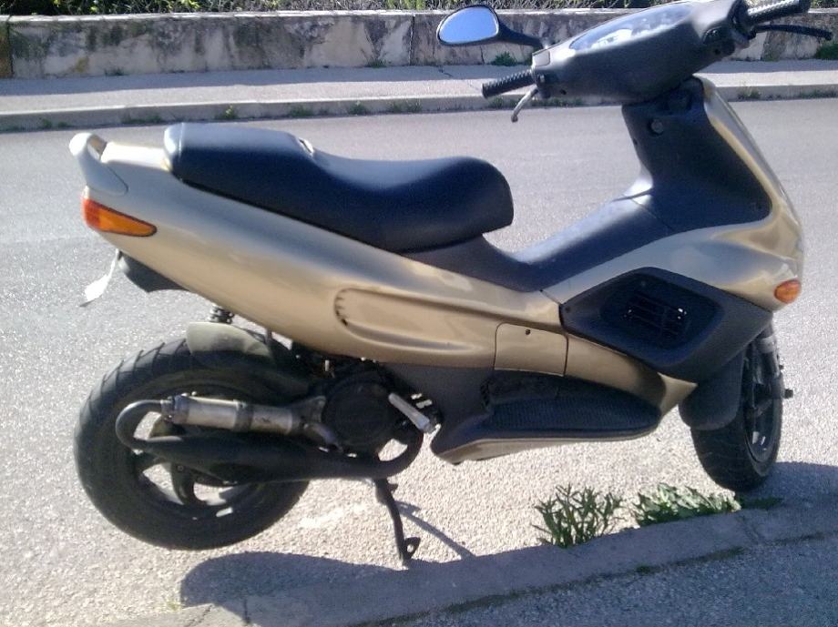 Gilera sp  50 cm3, 2000 god.