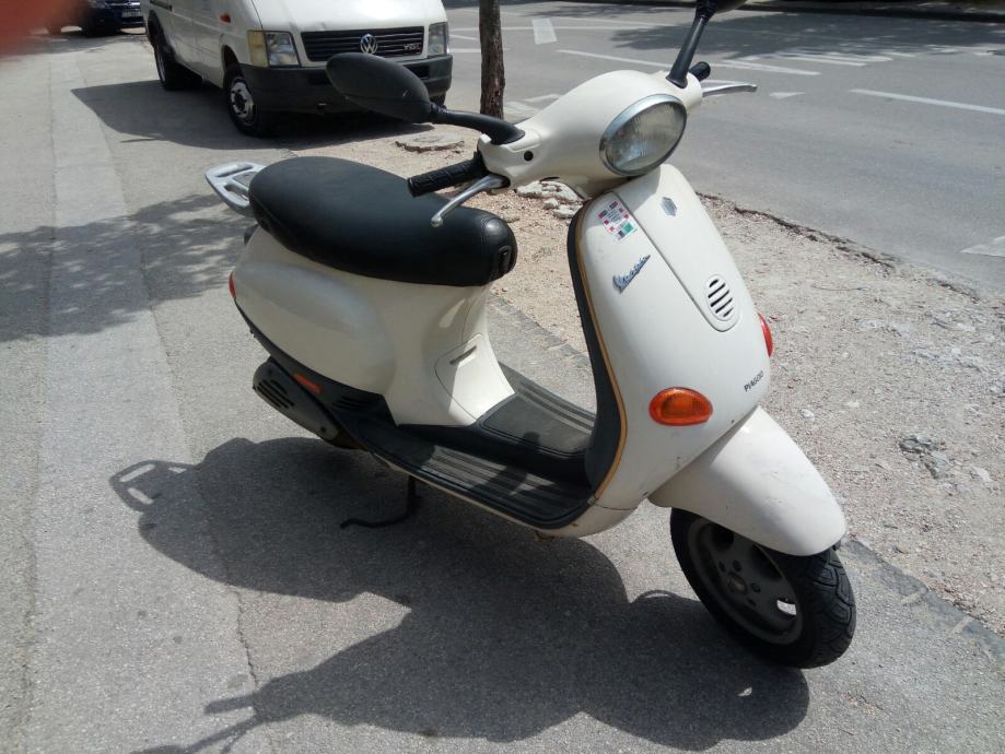 PIAGGIO VESPA ET2 50 cm3 1999 G.SUPER STANJE, 1999 god.