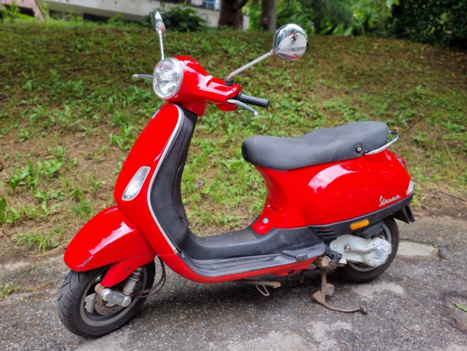 Piaggio VESPA 50 lx 4t 50 cm3, 2006 god.