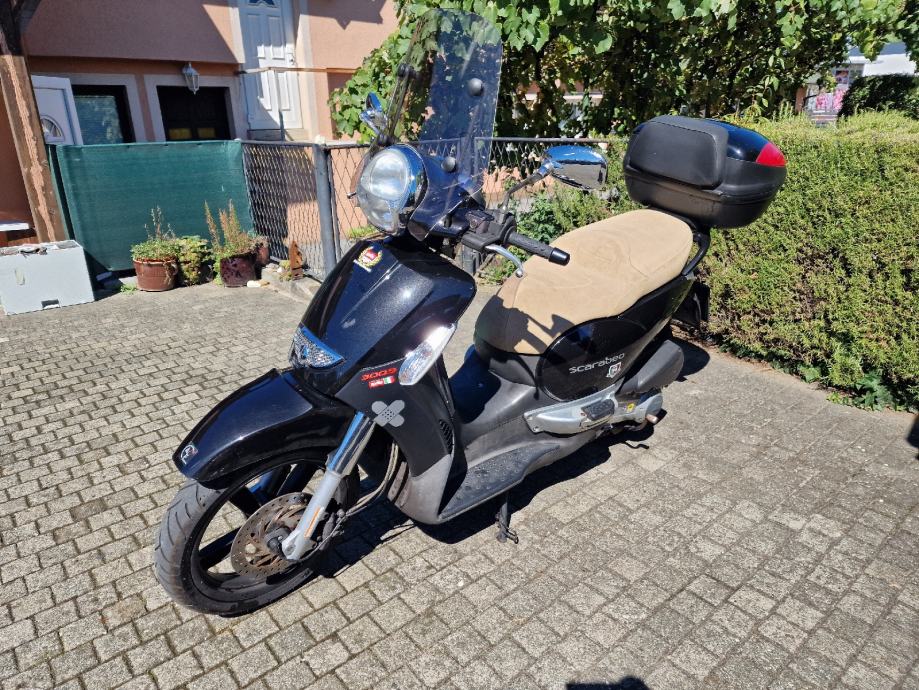 Aprilia Scarabeo 300 S 300 cm3, 2009 god.