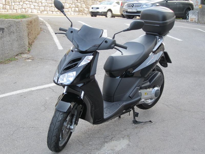 Aprilia sportcity cube 300 описание скорость