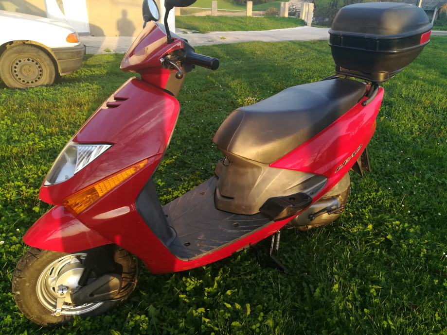 Honda scv 100