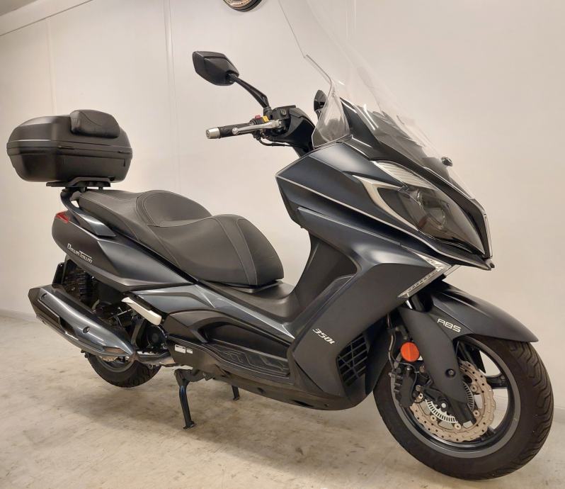 Kymco DOWNTOWN 350i ABS kofer 321 cm3, 2017 god.