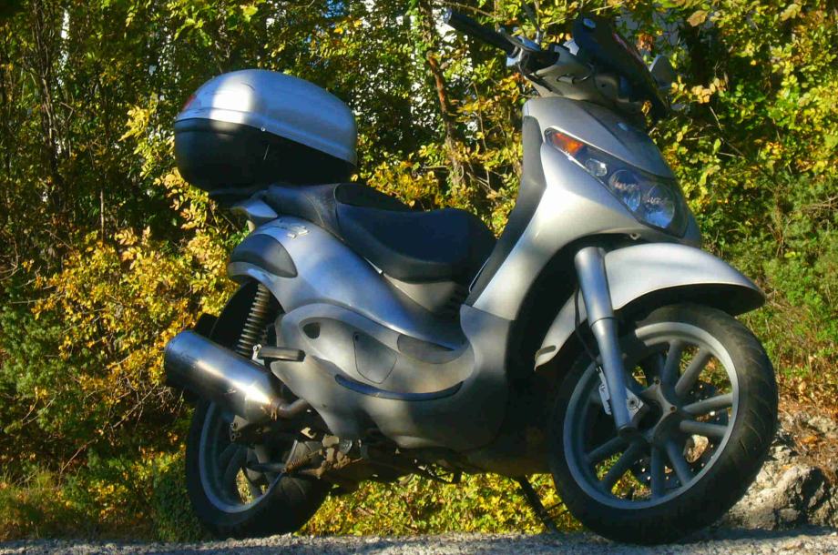 Piaggio Beverly 200, 2002 god.