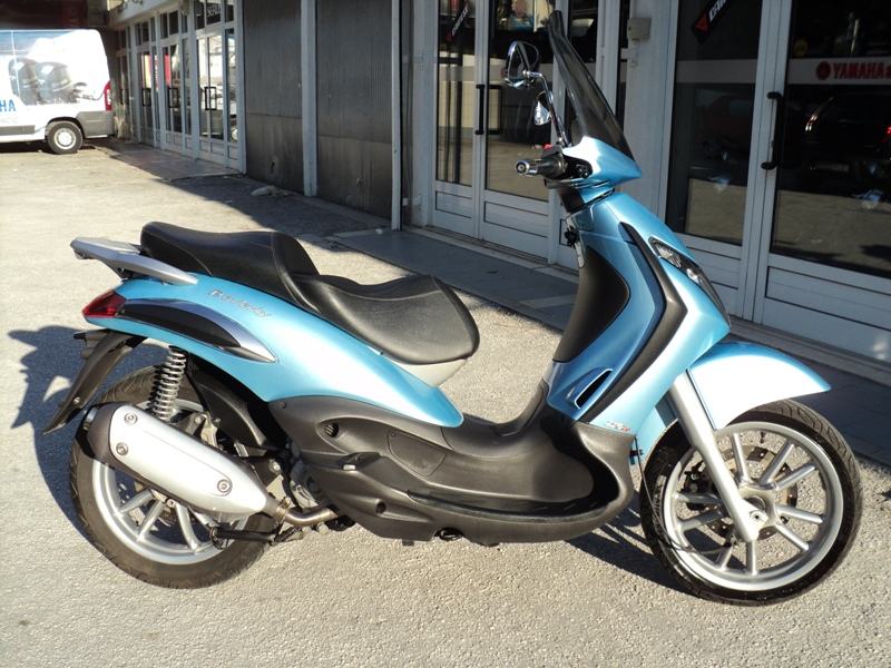 Piaggio Beverly 250i 244 cm3, 2006 god.