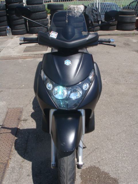 Piaggio Beverly 250 Sport, 2006 god.