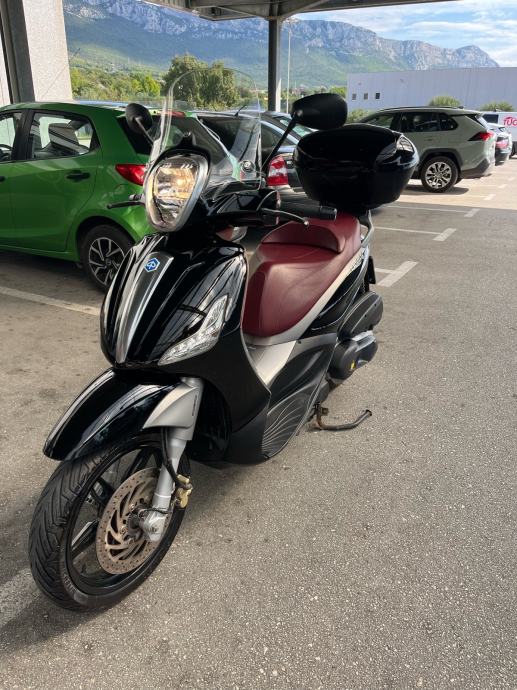 Piaggio Beverly 350 Sport Touring ABS / ASR, 2014 god.