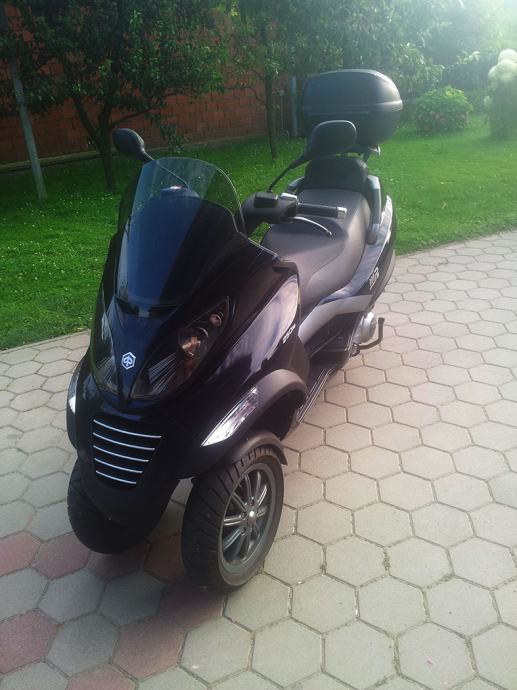 Piaggio MP3 250ie 250 cm3 - SPUŠTENA CIJENA, 2008 god.