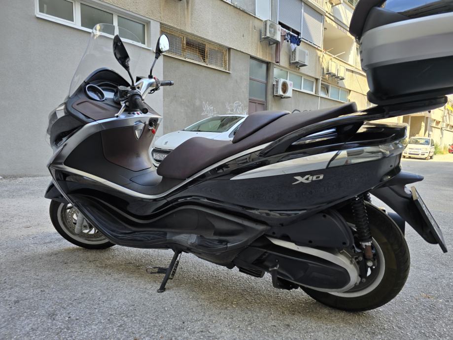 Piaggio X 10 330 cm3, 2014 god.