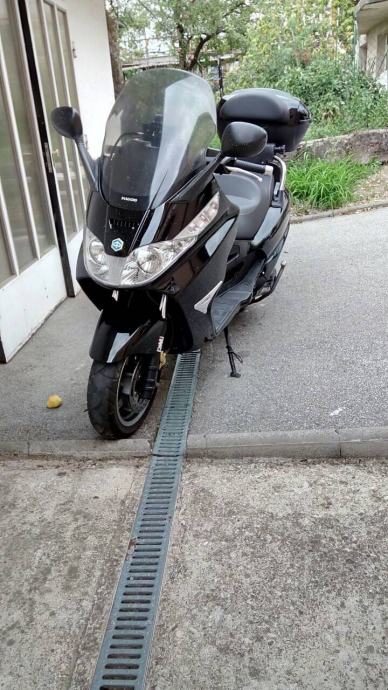 Piaggio Xevo 400, 2008 god.