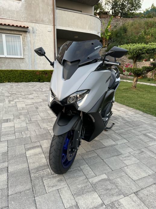 Yamaha Tmax 560, 2022 god.