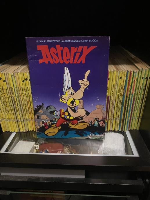 Asterix ,potpuno prazan