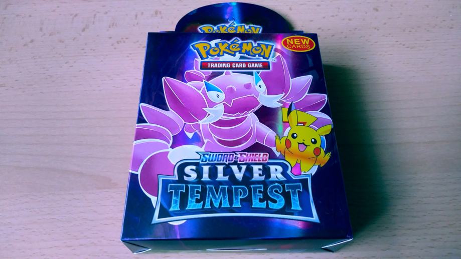 Sword&Shield Silver Tempest Pokemon box