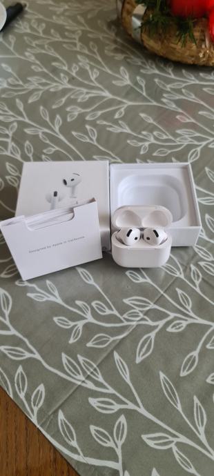 Airpods 4