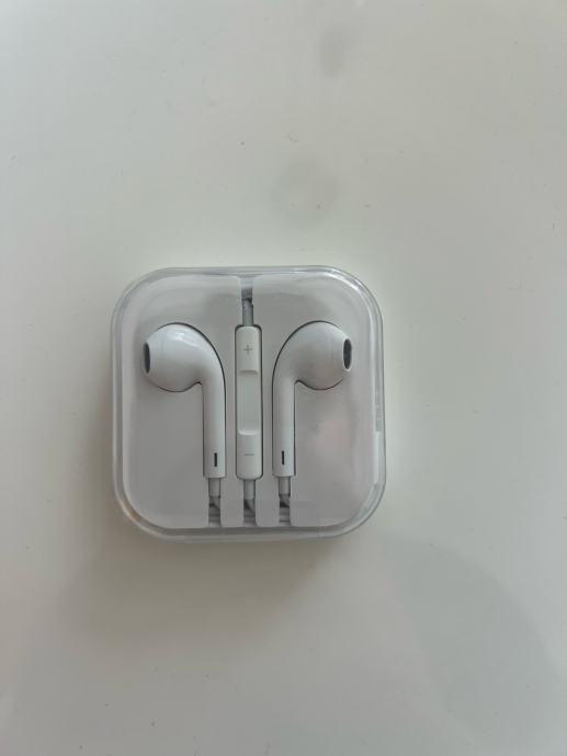 Apple Earpods s 3.5 mm priključkom