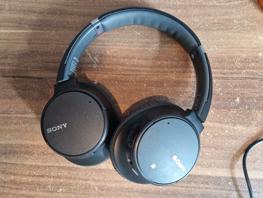 Bluetooth slušalice Sony WH-CH700N