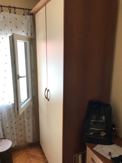 Razni namjestaj za apartmane