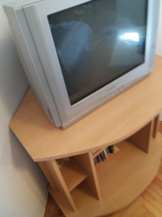 Stalak za tv