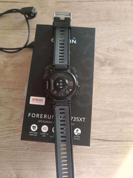 Garmin forerunner 735 xt