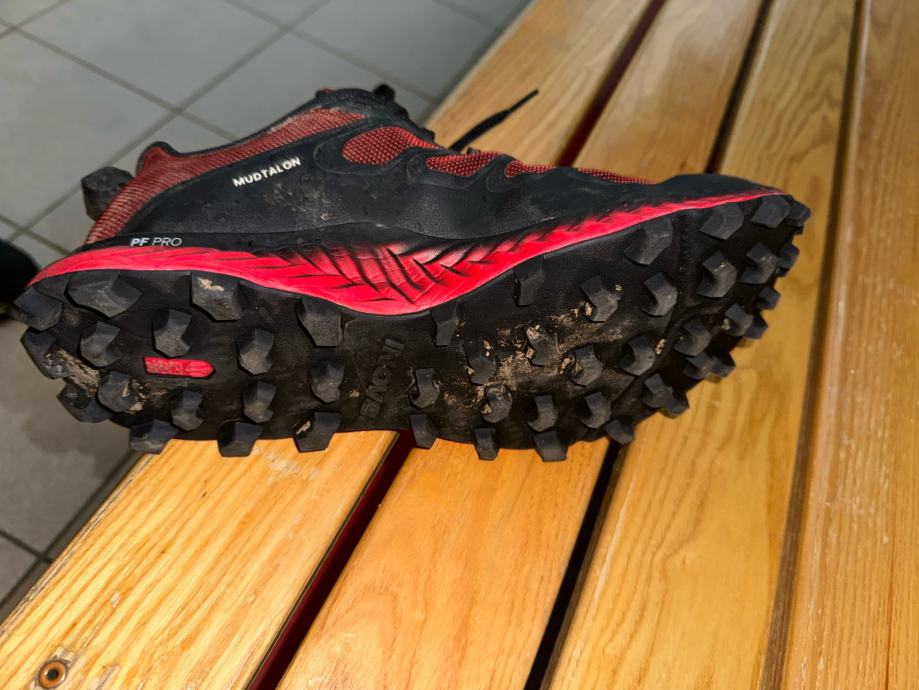 Trail tenisice INOV-8 MudTalon narrow