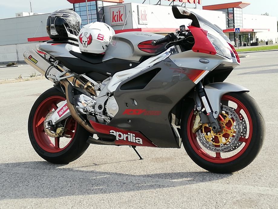 Aprilia Rsv 1000 1000 cm3, 2003 god.