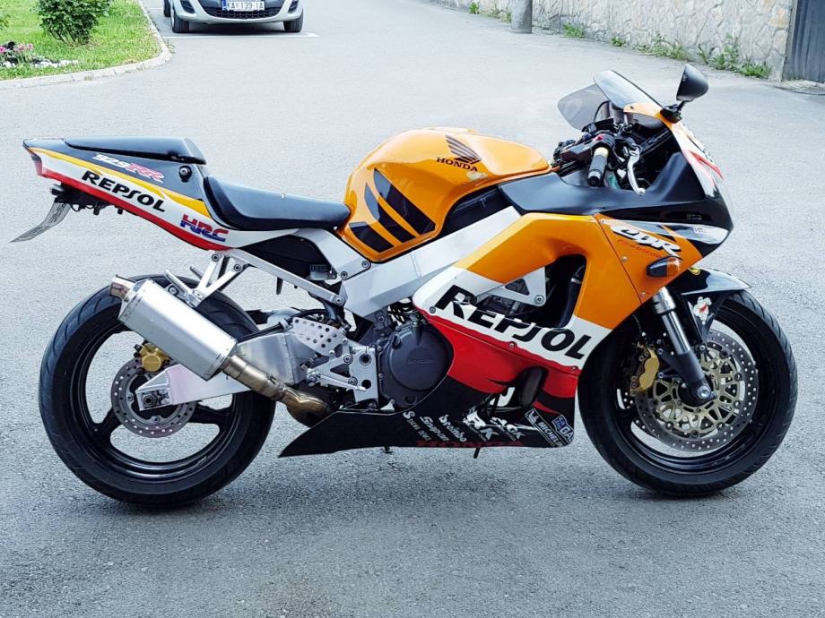 Honda cbr 929 пластик