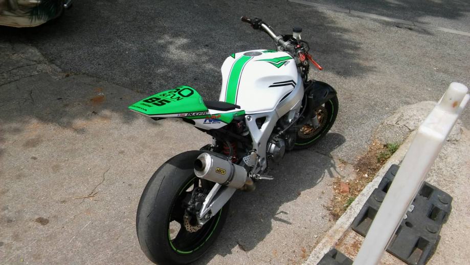 Honda CBR 919 RR Custom