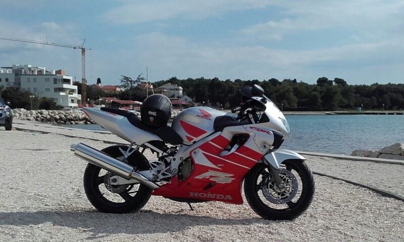 Хонда cbr f4