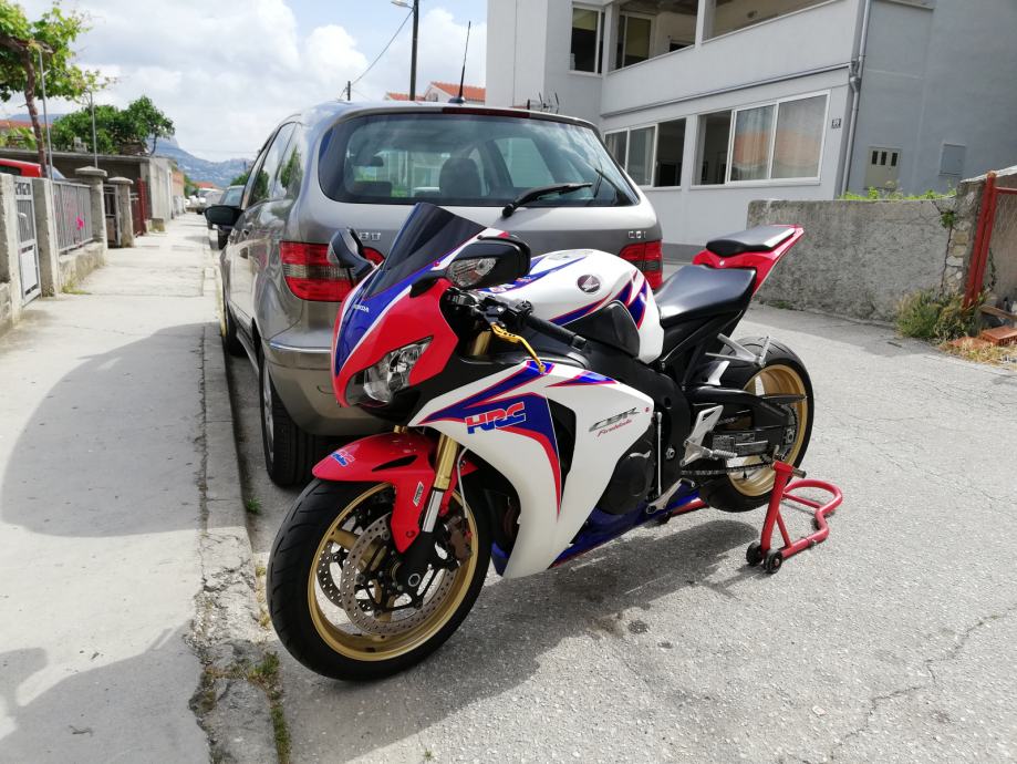 Honda Cbr1000rr 999 cm3, 2011 god.