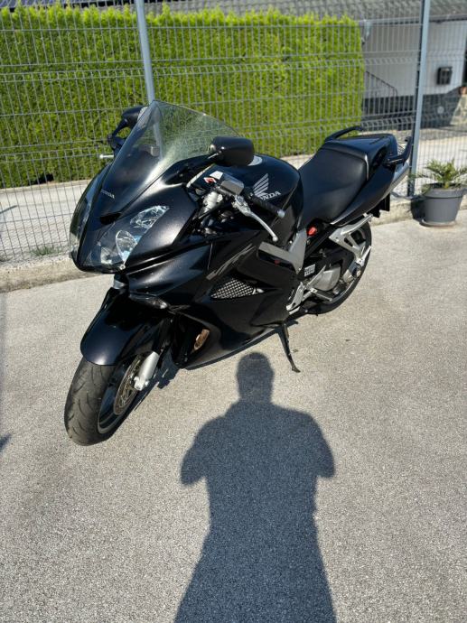 Honda VFR 800 VFR800 782 cm3, 2007 god.