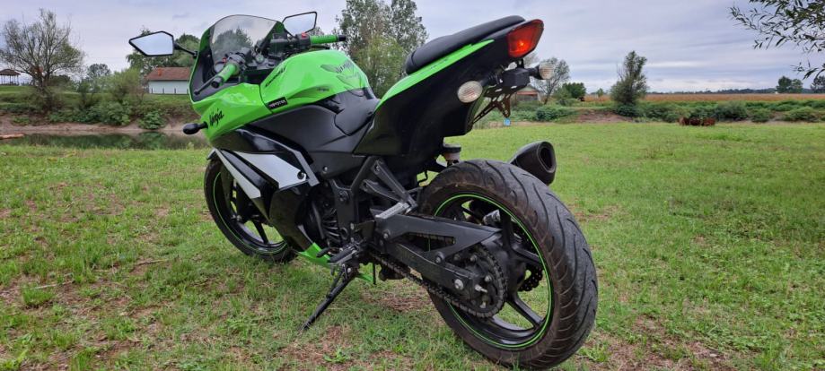 Kawasaki Ninja 250r Special Edition, 2011 God.