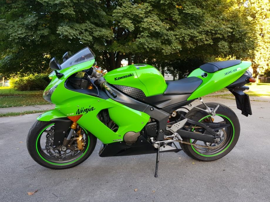 Kawasaki Zx6r 636, 2006 god.