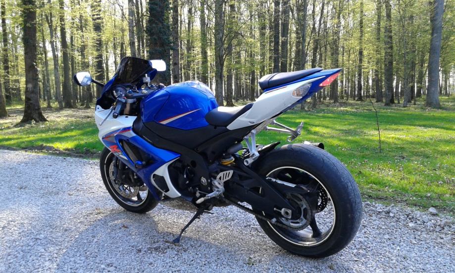 Suzuki gsx r k7