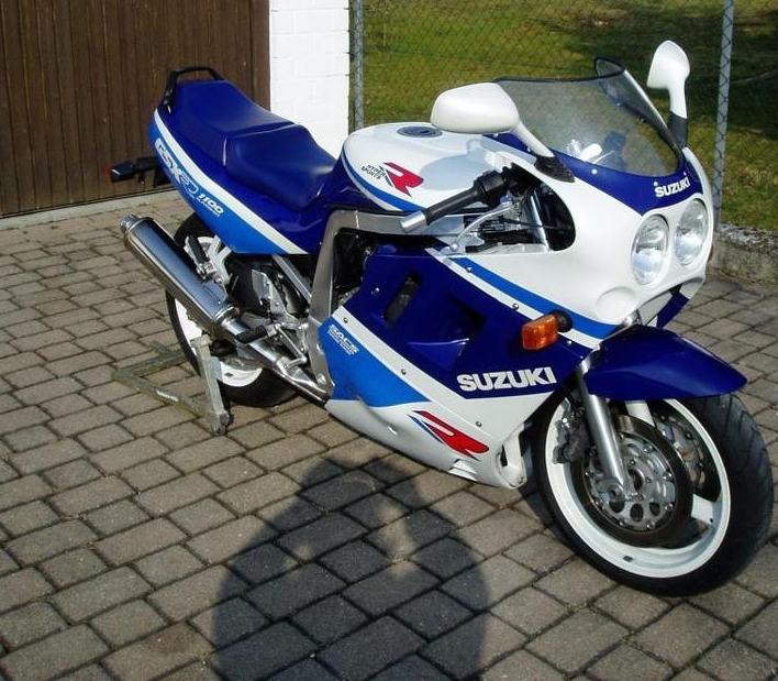 Suzuki gsxr 1100 hyper sports 1127 cm3, 1989 god.