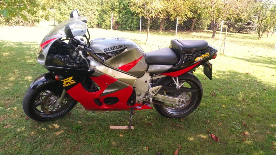 Suzuki Gsxr srad 600, 1998 god.