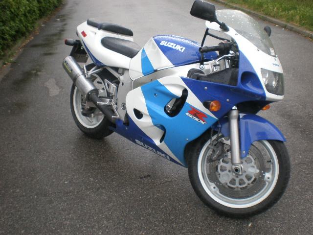 Suzuki SRAD 600 cm3, 1997 god.